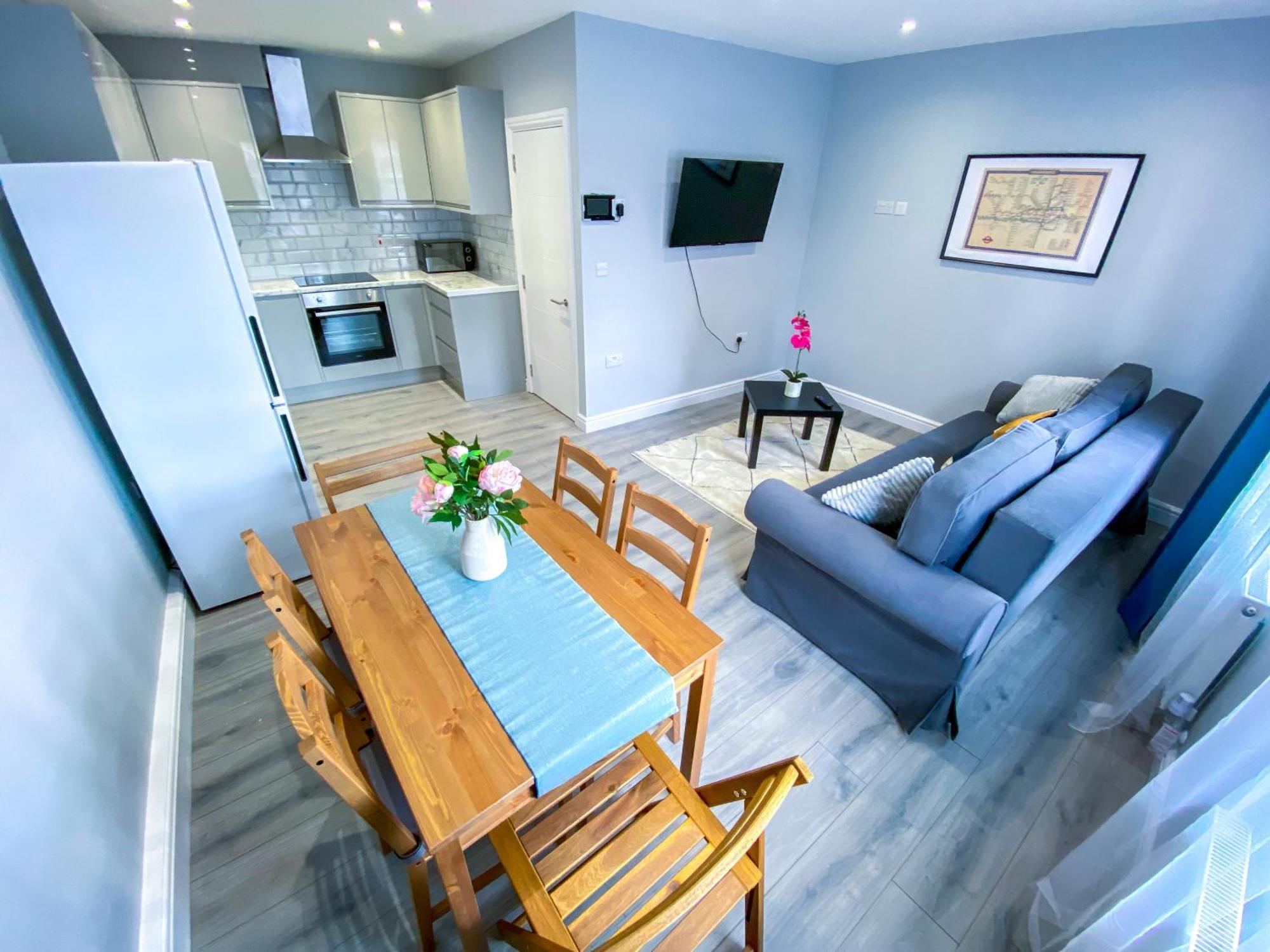 Modern 1-Bedroom Flat, 5 Guest, London - F2 Exterior foto